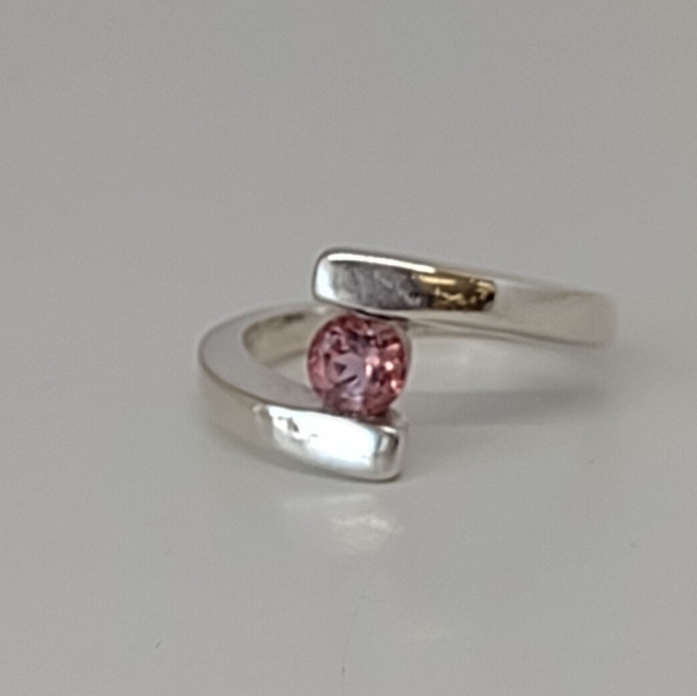 Firm Final price!*Genuine Tourmaline(6.5) October Birthstone